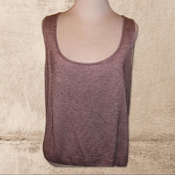 St. John Tops - St. John Sleeveless Cashmere Top Fall 2006 Women L